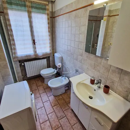 Casa Via De Rosa * בולוניה